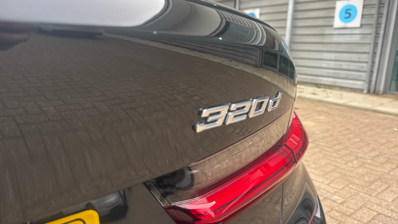 BMW 3 Series 320d MHT M Sport 4dr Step Auto [Tech/Plus Pack] Diesel Saloon